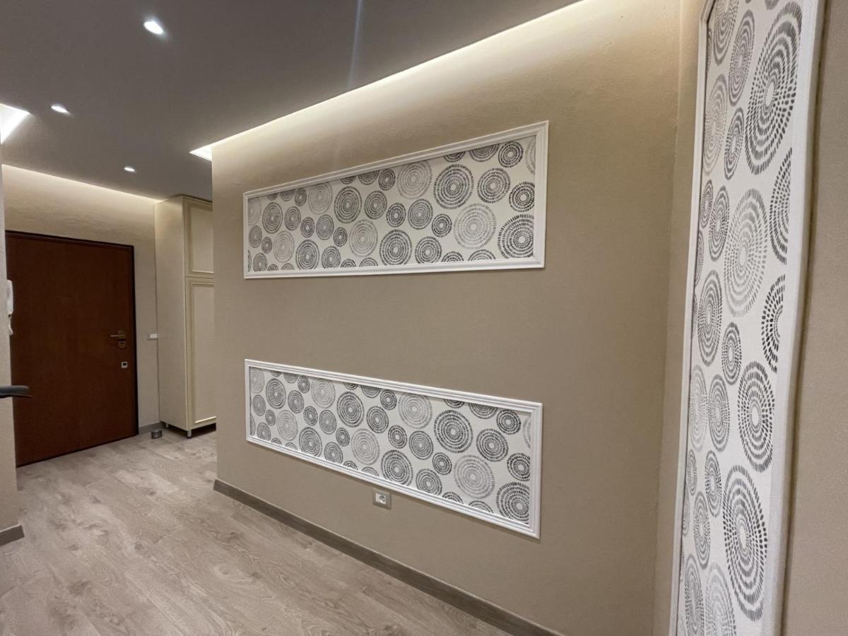 City Center Apartment 1 Tiranë Luaran gambar