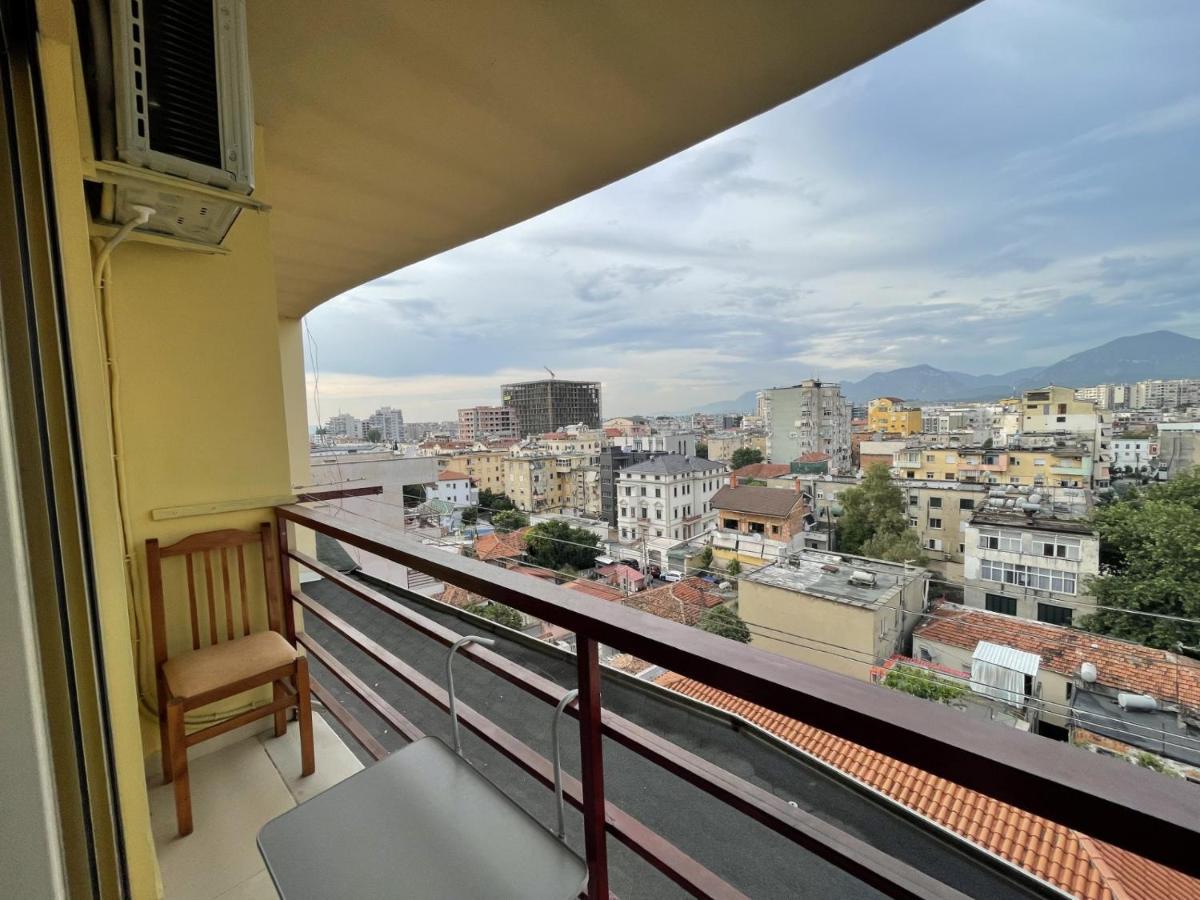 City Center Apartment 1 Tiranë Luaran gambar